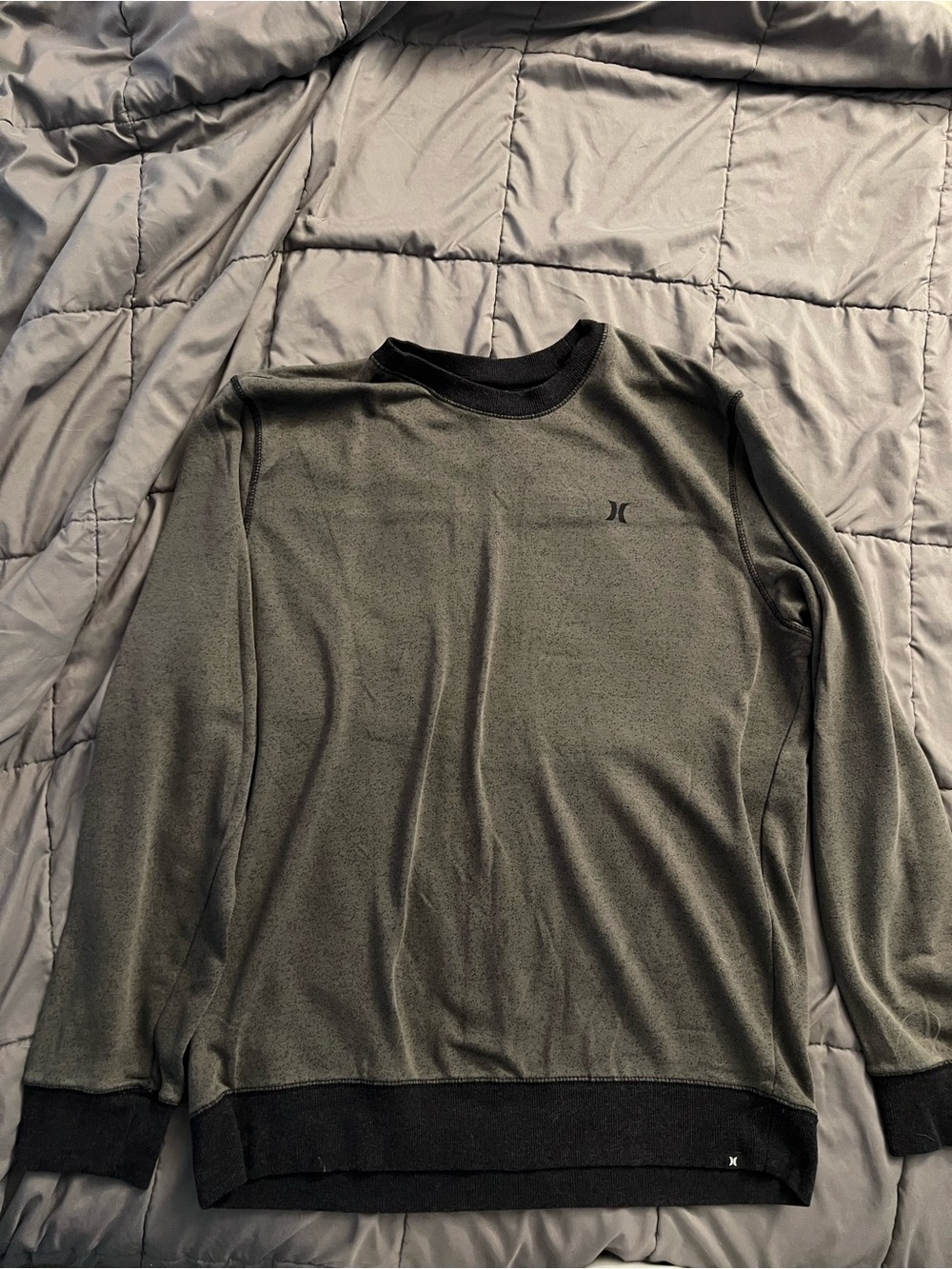 Hurley DriFit Men's blue/Gray Crewneck Sweater